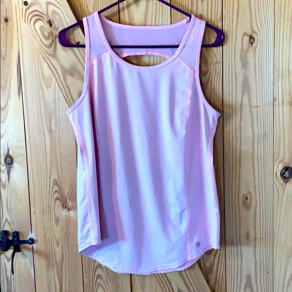 Women’s pink workout tank